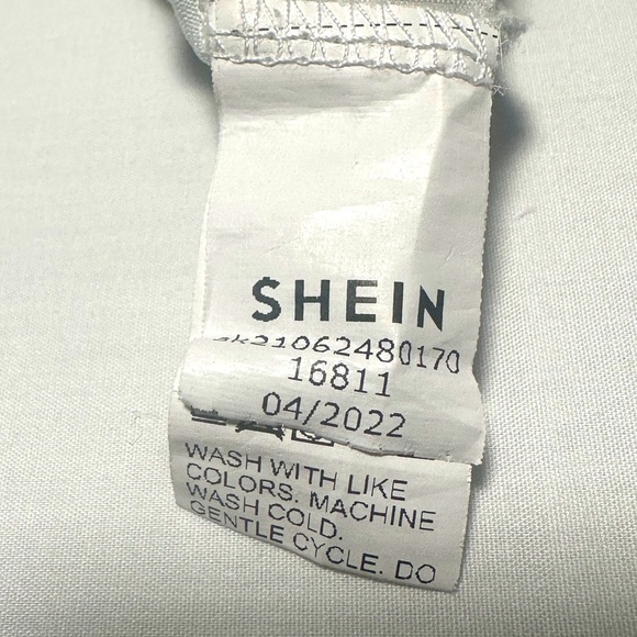 Girls - 2 Romper Lot, 1 - Carters, 1 - SHEIN, Size 0 -3 mo’s - Picture 7 of 7